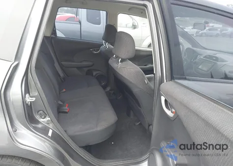 2013 Honda Fit Sport z USA, uszkodzony, nr VIN JHMGE8H67DC027092